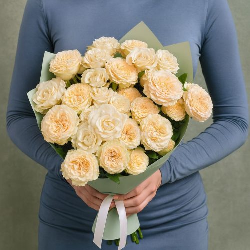 Букет персиковых кустовых роз «Персиковая нежность»